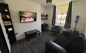 Immaculate Whole House Sleeps 4